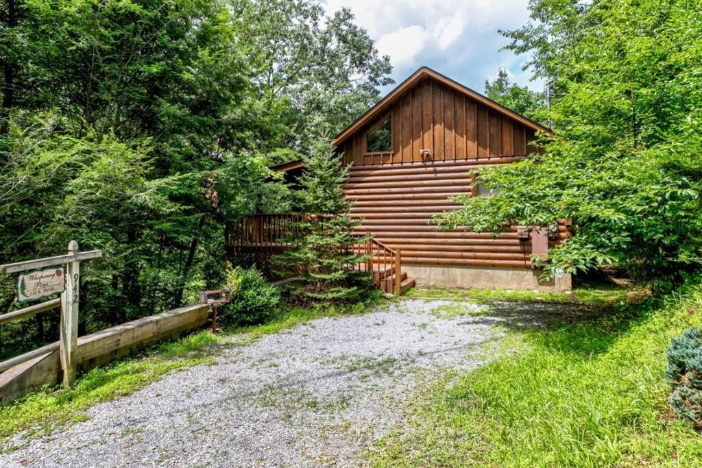 Nice View Fireplace, Hot Tub, Porch Bed, Private Sevierville Esterno foto