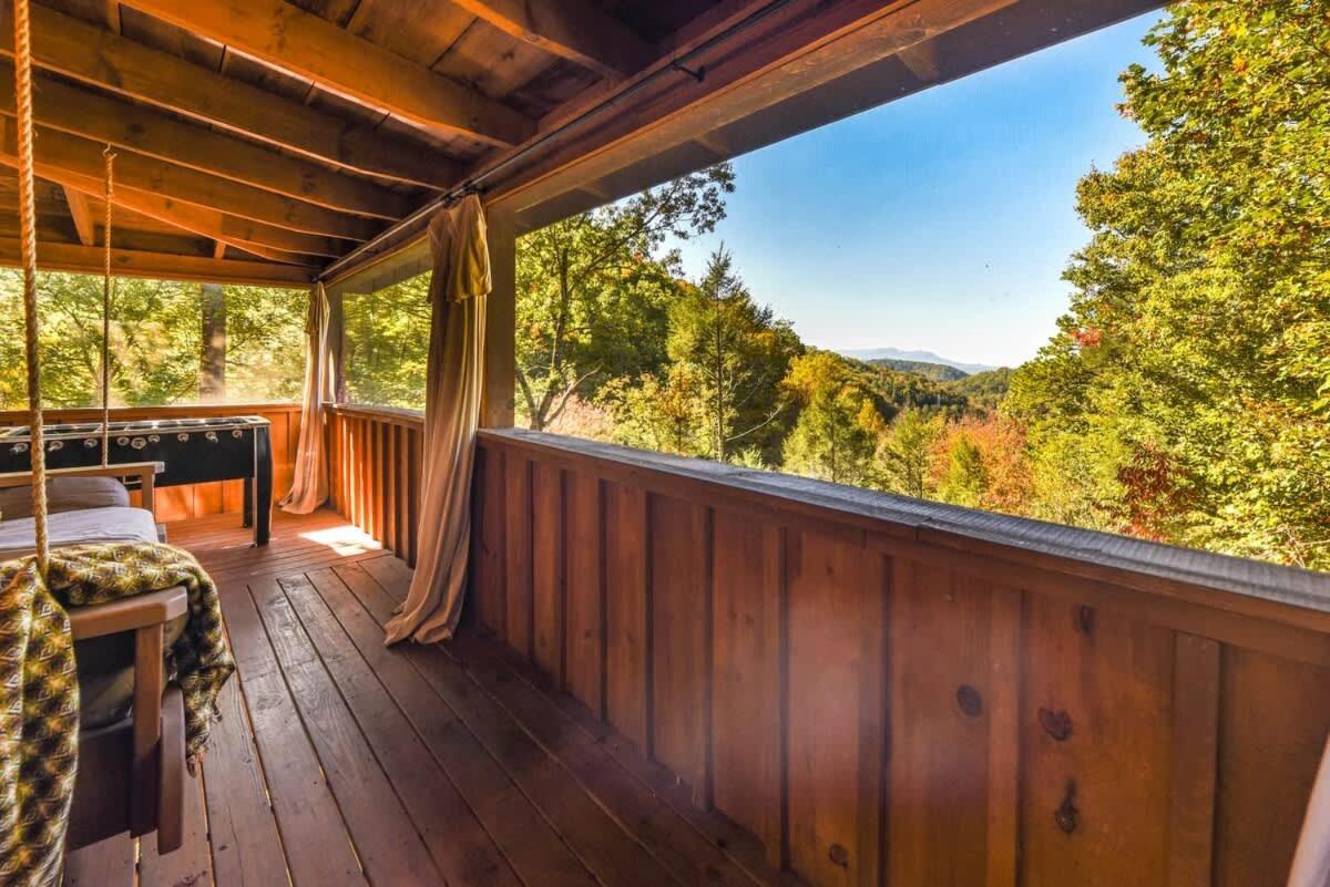 Nice View Fireplace, Hot Tub, Porch Bed, Private Sevierville Esterno foto