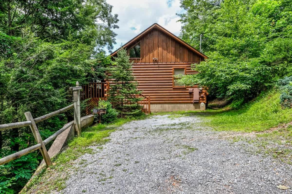 Nice View Fireplace, Hot Tub, Porch Bed, Private Sevierville Esterno foto