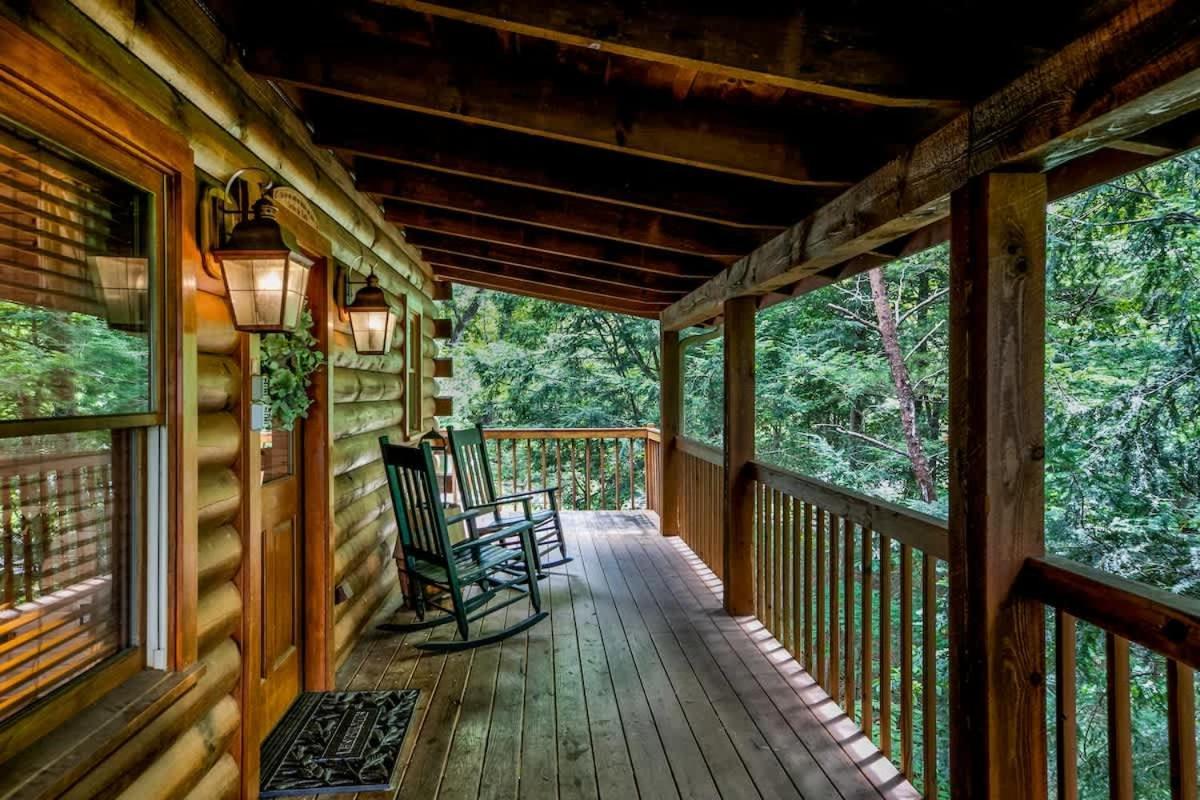 Nice View Fireplace, Hot Tub, Porch Bed, Private Sevierville Esterno foto